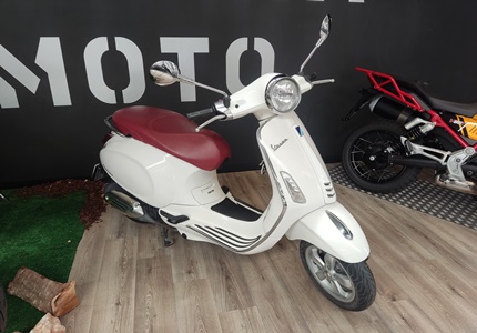 Vespa Primavera 125
