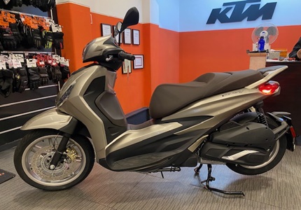 Piaggio Beverly 300