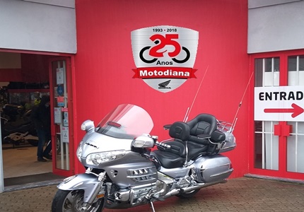 Honda Goldwing GL1800 - 2010 COM MUITOS EXTRAS