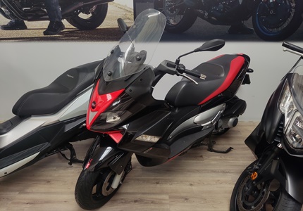 Aprilia SR 300 Max