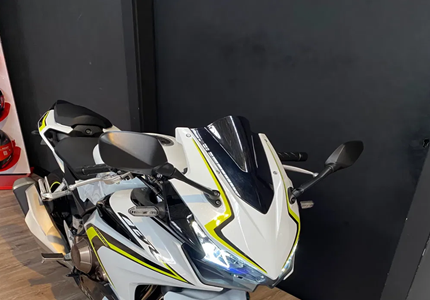Honda CBR 500 RA
