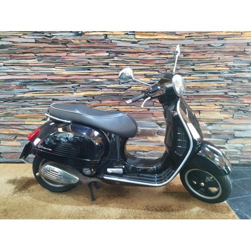 Vespa GTS 300 Super