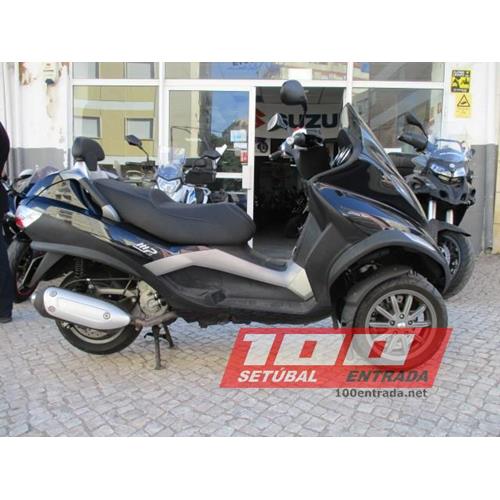Piaggio MP3 250