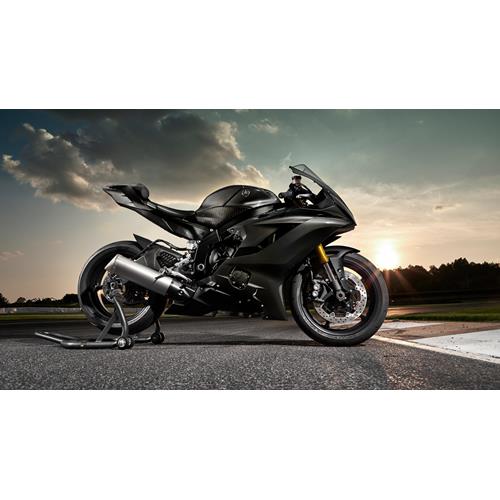 Yamaha R6 RACE 2025