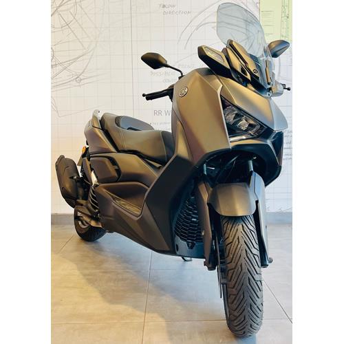 Yamaha X-Max 125