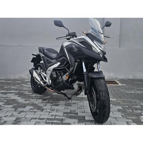Honda NC 750 XA