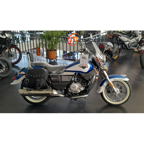 UM Renegade Classic Deluxe 125 E5