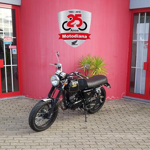 Mash BLACK SEVEN 125