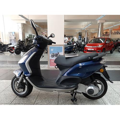 Piaggio Fly 125
