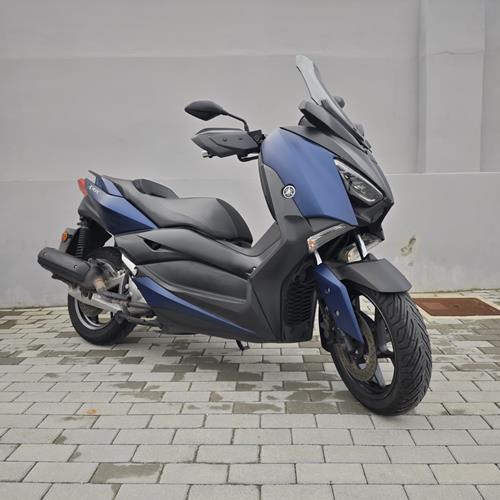 Yamaha X-Max 125