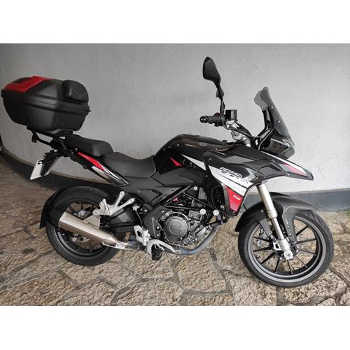 Benelli TRK 251 251