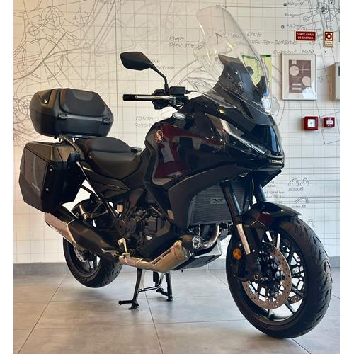 Honda NT 1100 DCT