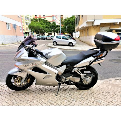 Honda VFR 800