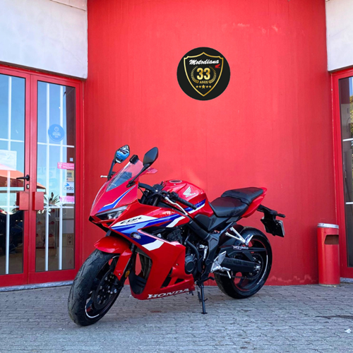 Honda CBR 650R COM GARANTIA ATÉ 2028