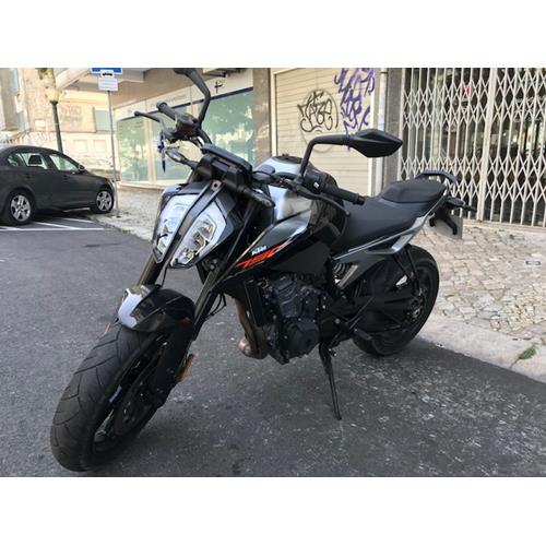 KTM DUKE 790
