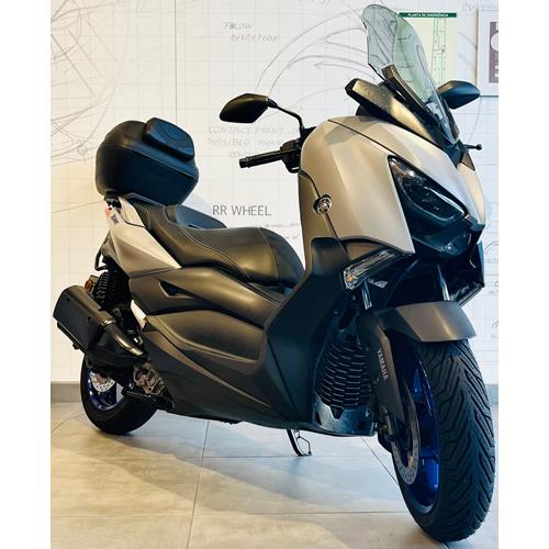 Yamaha X-Max 300
