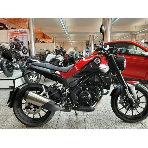 Benelli Leoncino 250