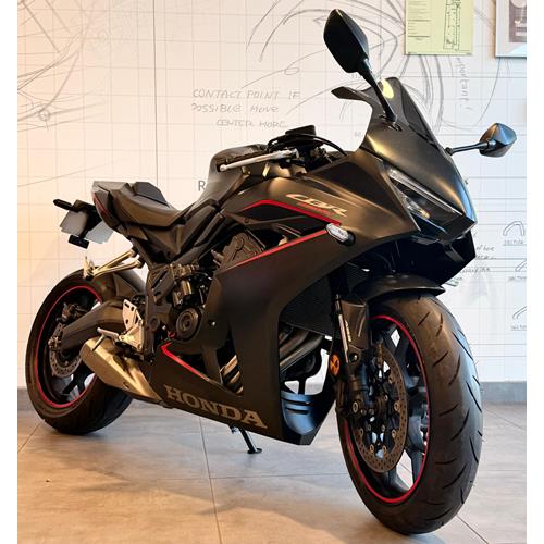 Honda CBR 650R E-Clutch