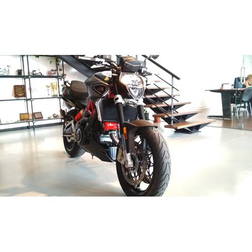 Aprilia Shiver 900