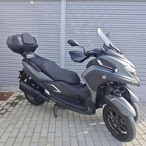 Yamaha Tricity 300