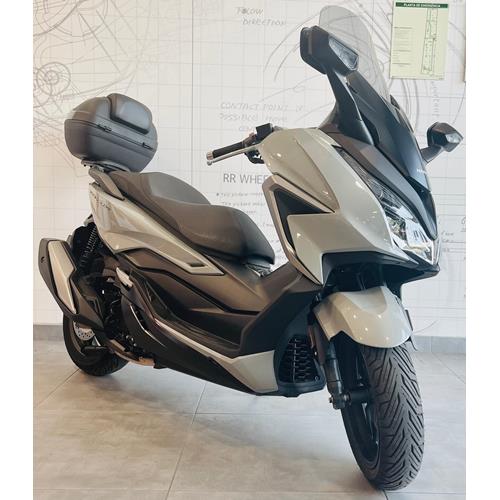 Honda Forza 350