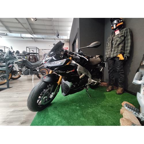 Aprilia Tuono V4 Factory
