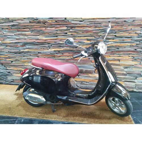 Vespa Primavera 125