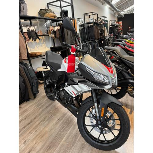 Aprilia Tuono 125