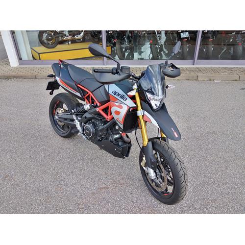 Aprilia Dorsoduro 900