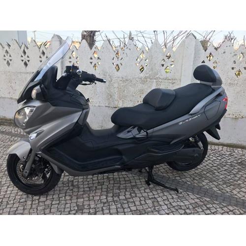 Suzuki BURGMAN 650