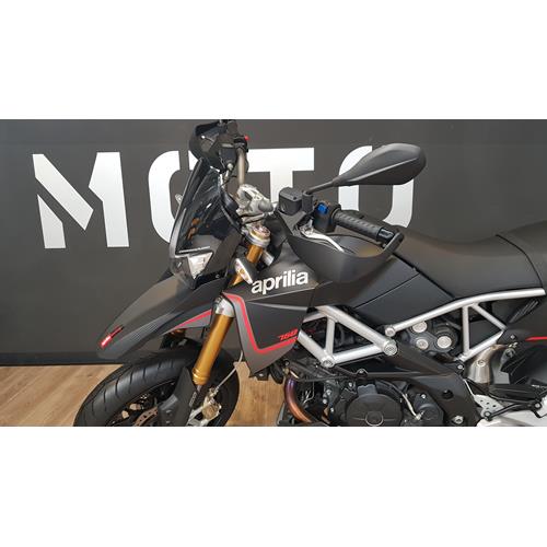 Aprilia Dorsoduro 750