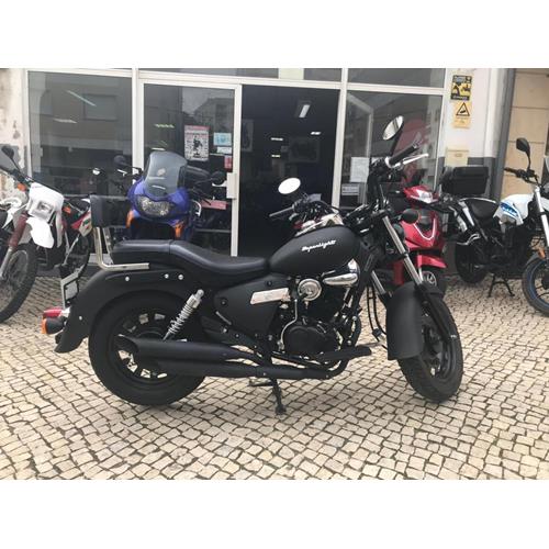 Keeway Superlight 125