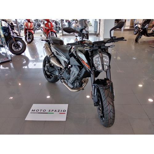 KTM DUKE 790