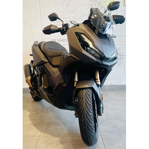 Honda ADV 350