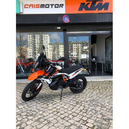 KTM Adventure 890 Adventure R