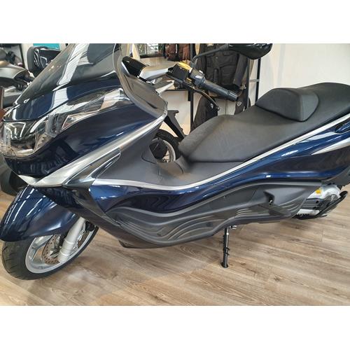 Piaggio X X10 500