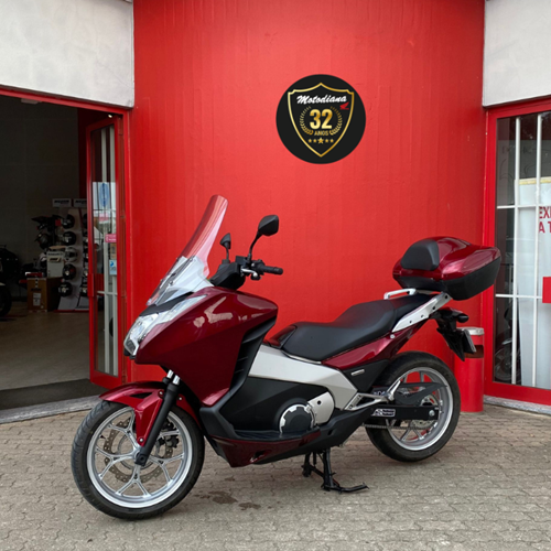 Honda Integra 700