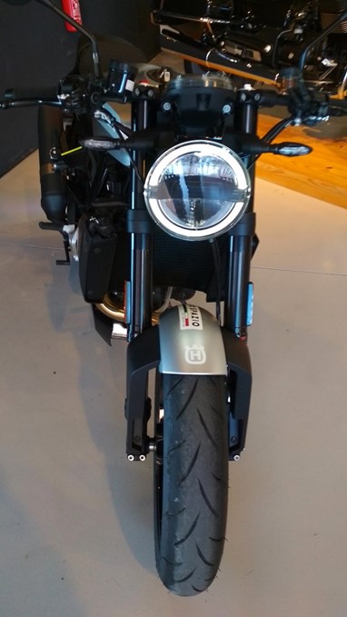 Husqvarna vitpilen 701 vitpilen | Moto