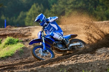 Yamaha YZ450F 2026 | Moto | Competição