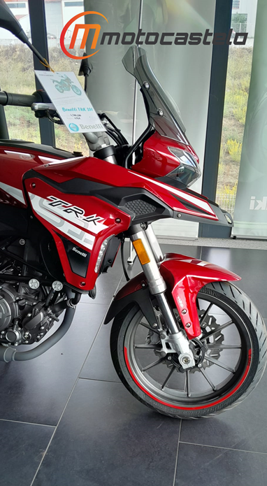 Benelli TRK 251 E4 | Moto