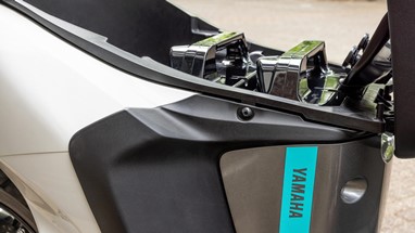 Yamaha NEO's Dual Battery 2023 | Scooter Elétrica | Urban Mobility