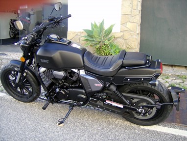 Bullit V-BOB 250 ABS - Novo - 0 km - Em stock | Moto