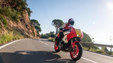 Yamaha XSR900 GP 2024 | Moto | Sport Heritage