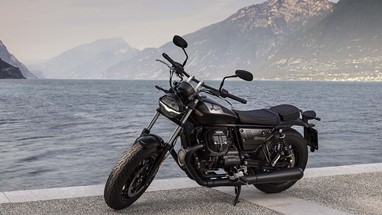 Moto Guzzi V9 Special Edition | Moto | V9