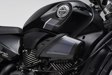 Benelli BOBBER 400 | Moto | Cruiser