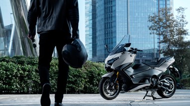 Yamaha TMAX Tech MAX 2026 | Scooter | Desporto