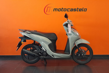 Honda Vision 110 | Scooter