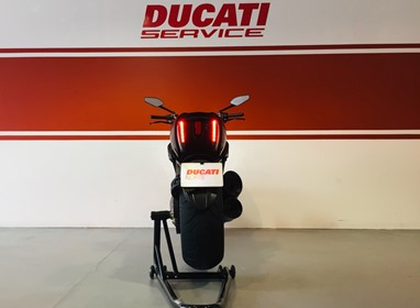 Ducati Diavel Dark | Moto