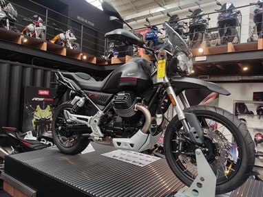 Moto Guzzi V85 Strada | Moto