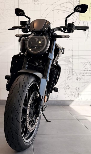 Honda CB 1000R Black Edition | Moto